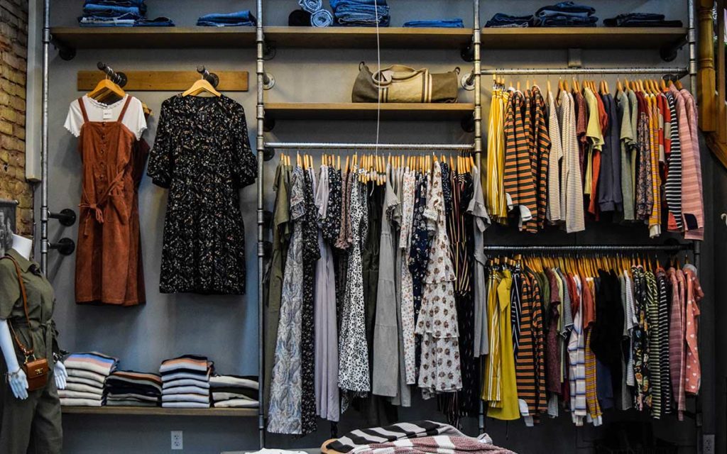 Organize your Wardrobe- 14 Best Tips 