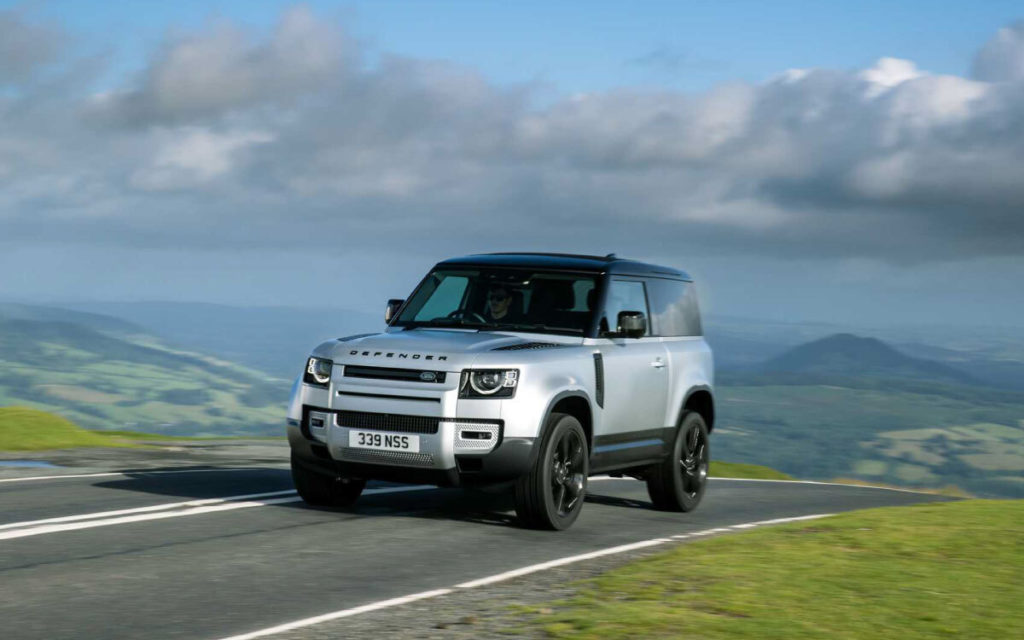 Land Rover Defender PHEV